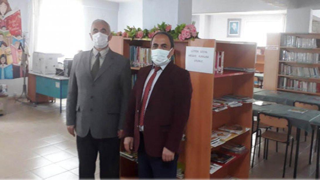 İlçe Milli Eğitim Müdürümüz Mahmut İŞCAN'ın Kütüphane Ziyareti